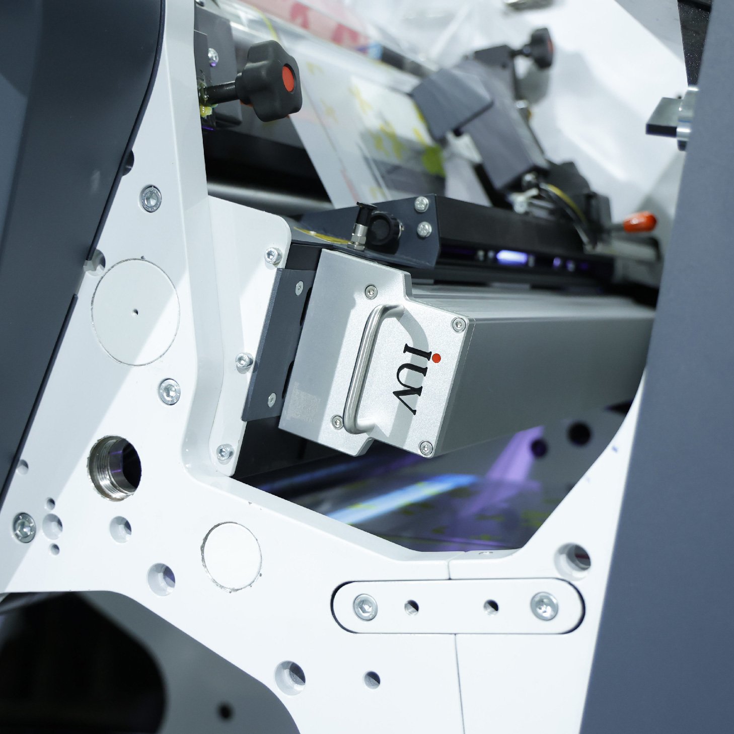 Curing On Display From Concept to Production: Installing an LED Curing System on a Flexo ...