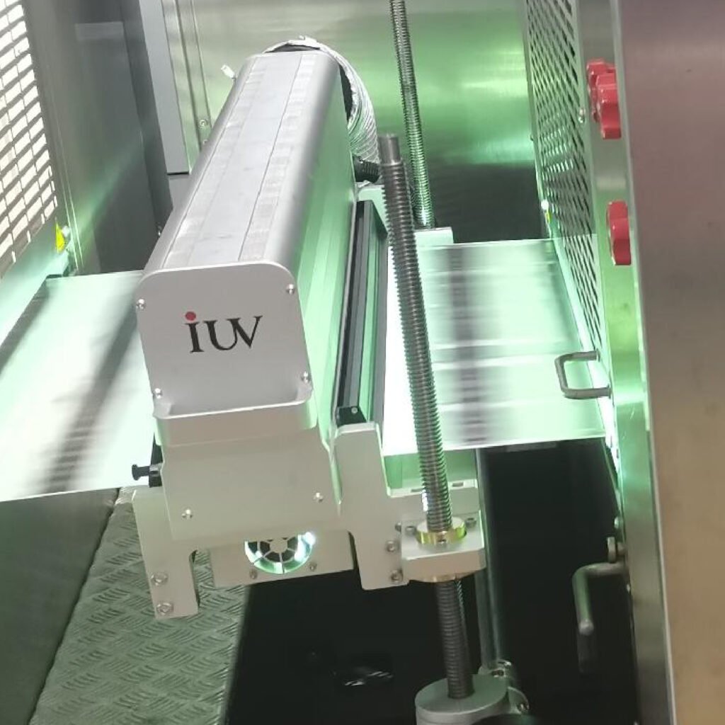How Automated UV Printing Operations Transform Flexographic Label Manufacturing