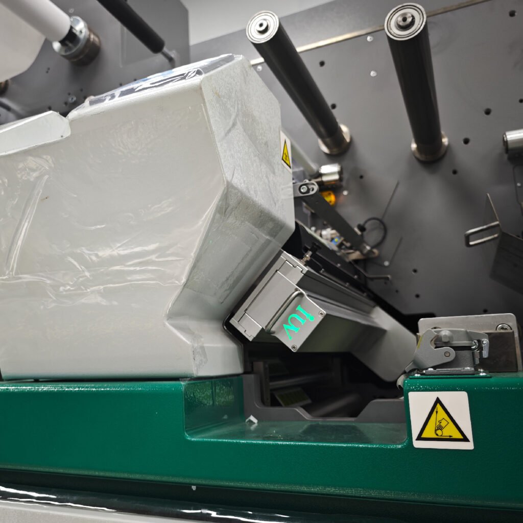 Improving Adhesion on Difficult Substrates with Advanced LED UV Curing Systems