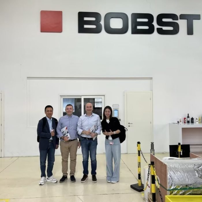 Engineer-Tour-700x700-1